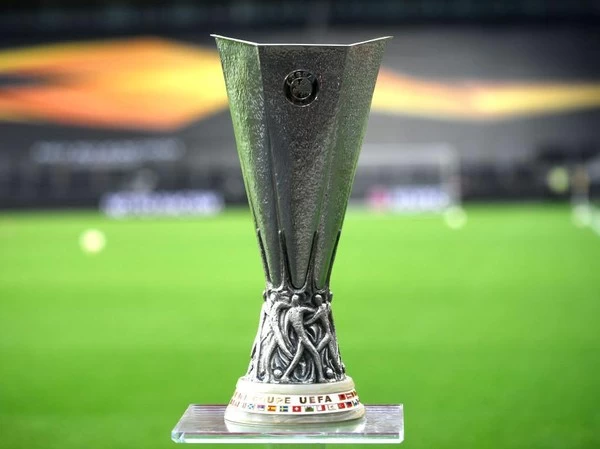 Hasil 16 Besar Liga Europa Dini Hari Tadi