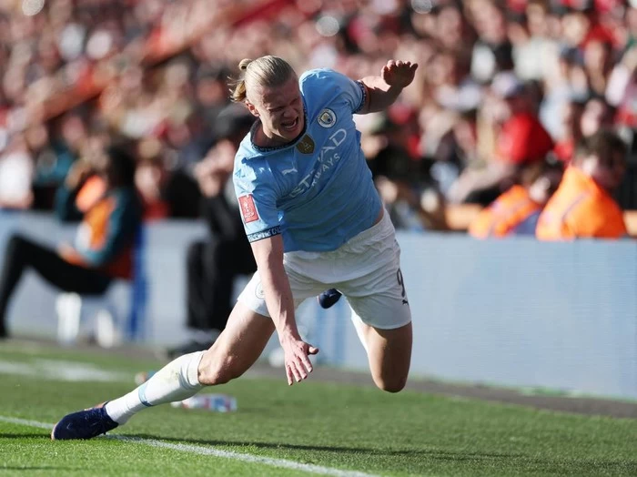 Haaland Vs Bournemouth: Penalti Gagal, Bikin Gol, lalu Cedera