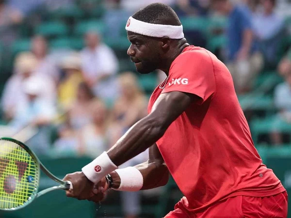 Frances Tiafoe Dan Rekan Senegaranya Jadi Bagian Sejarah Di Houston