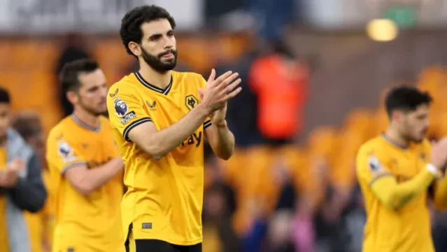 Man City Selangkah Lagi Gaet Bek Wolverhampton Ini