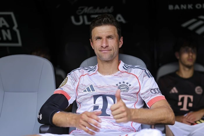 Thomas Mueller: Pindah ke MU? Nggak Dulu  