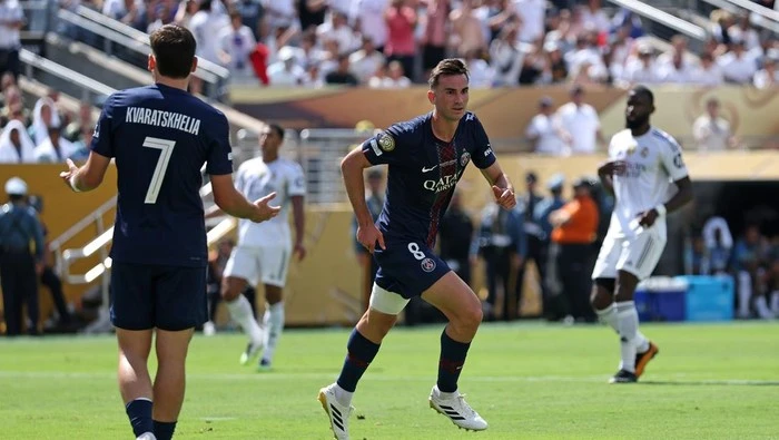 Enggan Pikirkan Gelar Pribadi, Fabian Ruiz Mau Juara Bersama PSG!