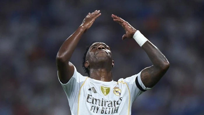 Vinicius Lagi Memble, Saatnya Diparkir?