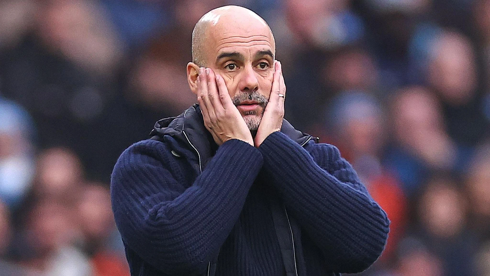 Man City Dituding Parkir Bus, Guardiola: Nggak Ada yang Berubah Kok