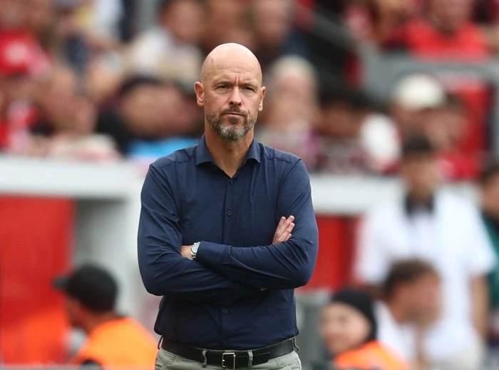 Erik ten Hag Adalah Kesalahan Terbesar Bayer Leverkusen 